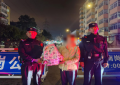 南岗分局民警巡逻中暖心服务获赞誉