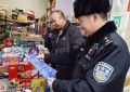 两封“家书”送手中 安全燃放在心头