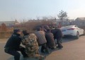 冰城民警紧急救援 警民合力化解困境