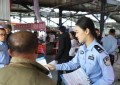 从江畔到市场 冰城公安织密禁渔“普法网”