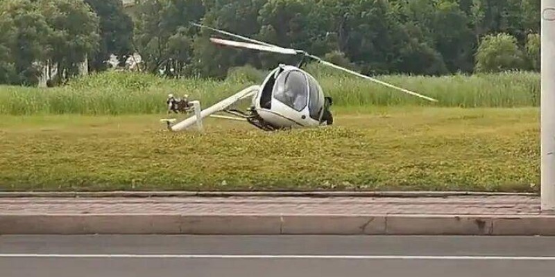 常州一直升机尾部断裂持续原地打转，官方人士：机上两人暂无生命危险